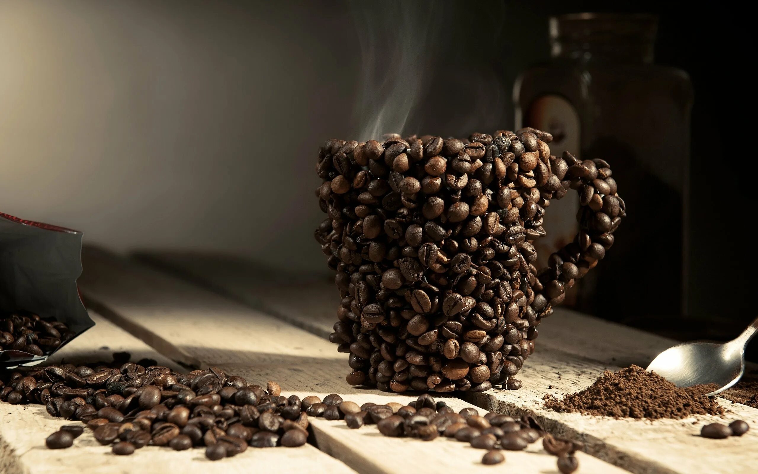 Кофе картинки. Кофе в зернах. Кофейные зерна. Чашка кофе. Кофе «зерновой».