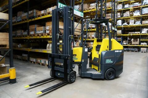 Combilift aisle master