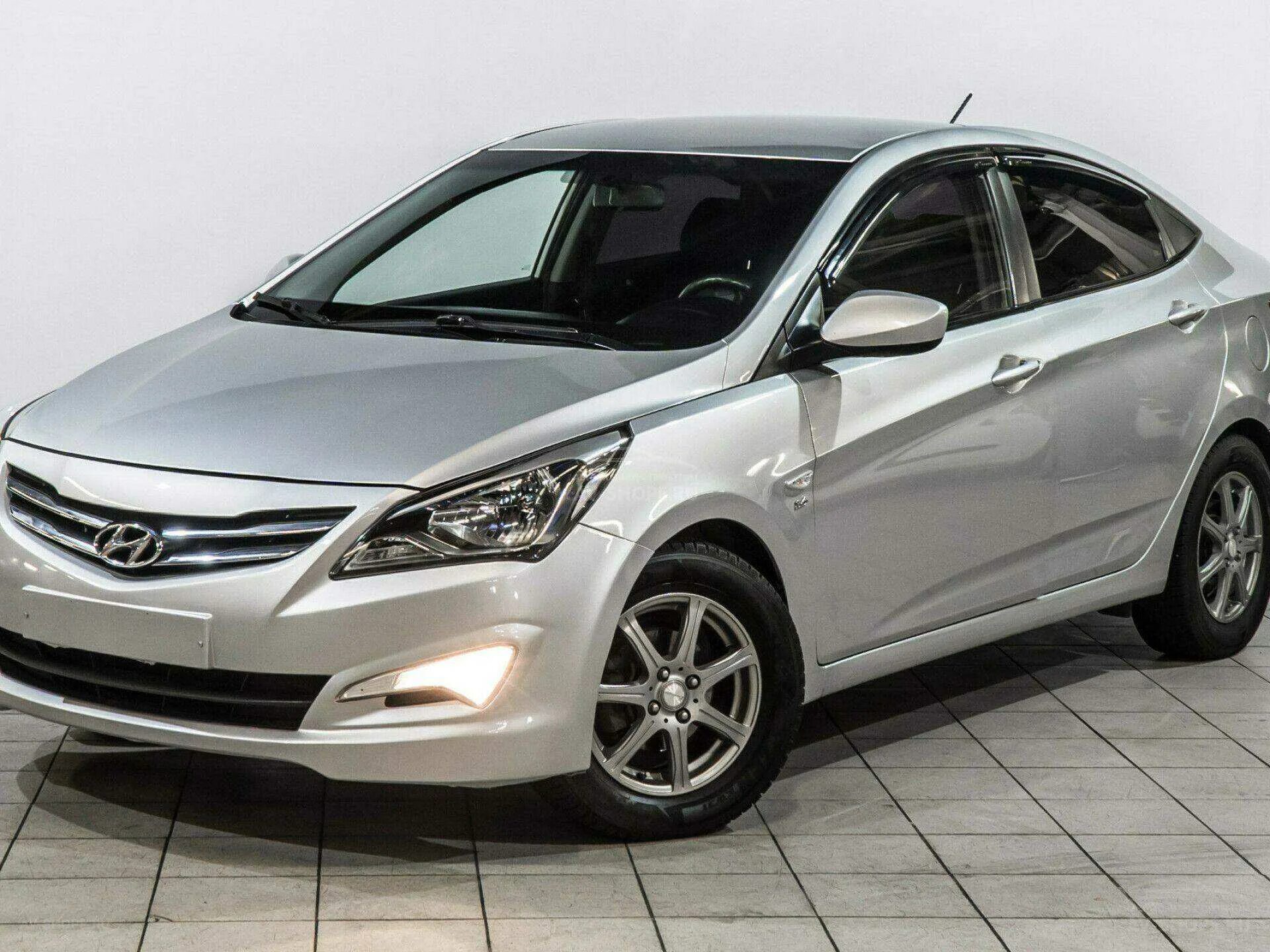 Hyundai Solaris 2015. Солярис 1 2015. Хендай Солярис 2015г. Солярис 2015 1.6 автомат.