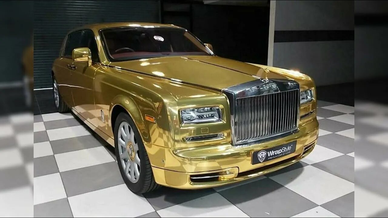 Золотой Rolls Royce Phantom. Rolls Royce Phantom 2021 Golden. Роллс Ройс Фантом 2020. Rolls Royce Phantom Coupe 2021 золотой. Машина за 1 доллар