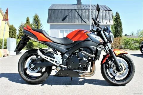 Suzuki gsr 600