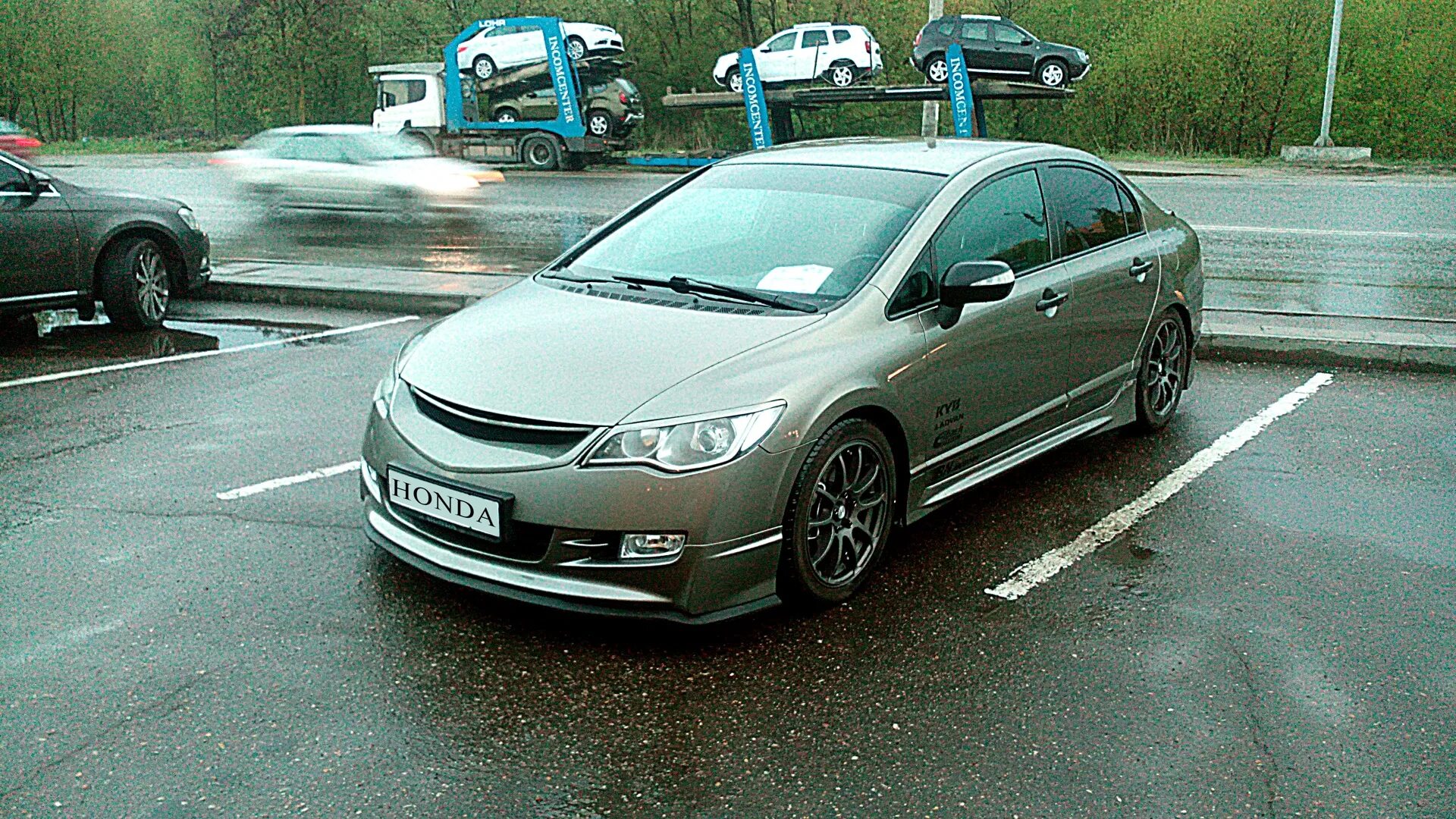 Губа на бампер хендай солярис 2. Губа honda accord 8. Губа на лансер 10 дорестайл. Лип губа. Губа на бампер хонда цивик 4д.