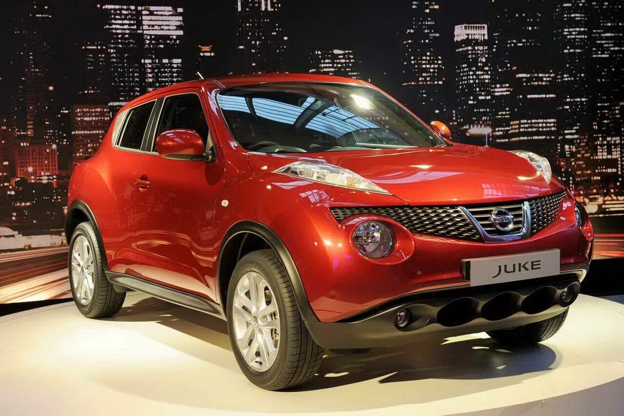 Автомобиль ниссан характеристики. Nissan Juke 2011. Nissan Juke f15. Nissan Juke 1.6. Ниссан Жук f15.