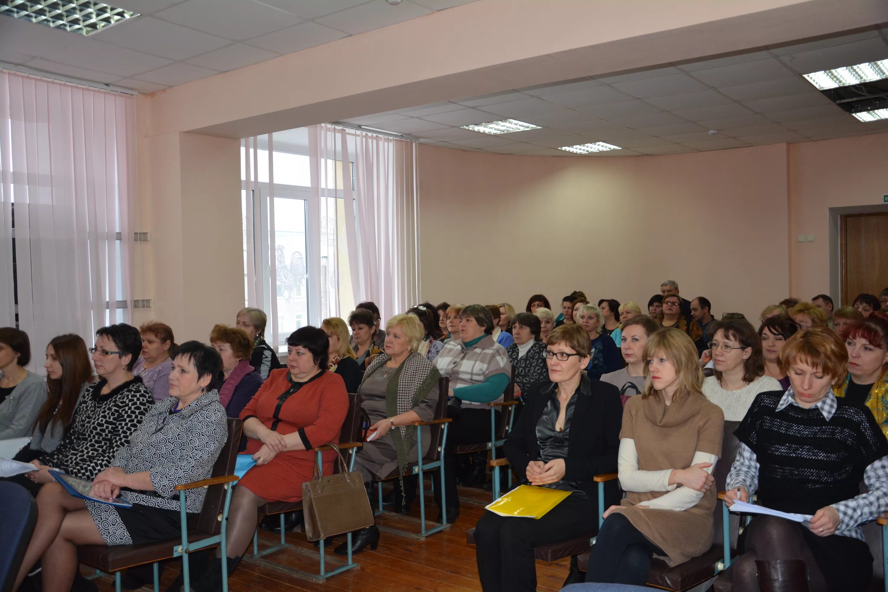 Муниципальные учреждения смоленска. Руднянская ЦБС Смоленской области. Семинары для работников домов культуры. Районный семинар культработников. Семинары работников культуры Новосибирска.