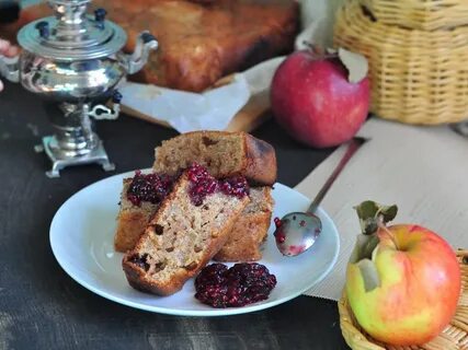 Яблочный кекс в духовке