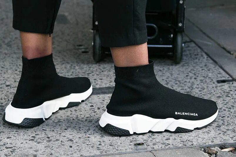 Можно ли кроссовки носки. Кроссовки Balenciaga Speed Trainer. Adidas Speed Balenciaga. Balenciaga Speed 2.0 кроссовки. Кроссовки носки мужские Баленсиага.