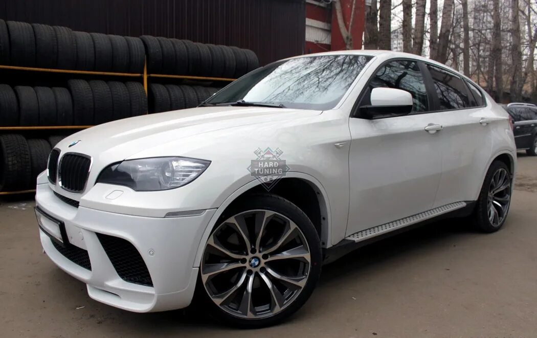 Диски БМВ 597 стиль x6 f16. Диски BMW x6 597. BMW x5 диски r20. Диски БМВ х6 r21.