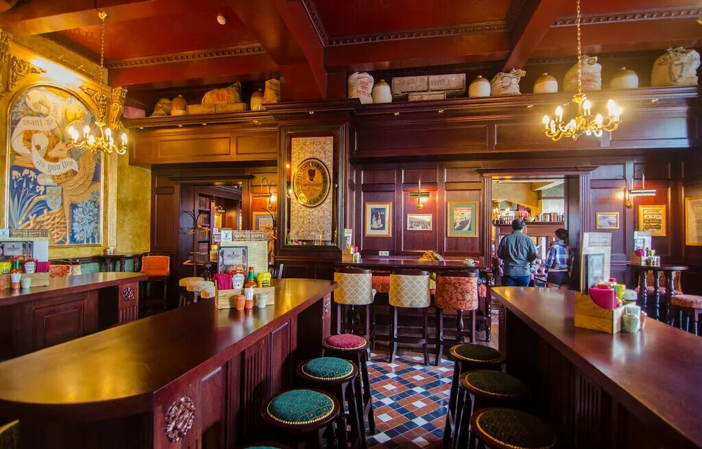 бар моррис уфа. London pub кафе екатеринбург. арти паб. большая никитская ирландский паб. бар британия коломна.