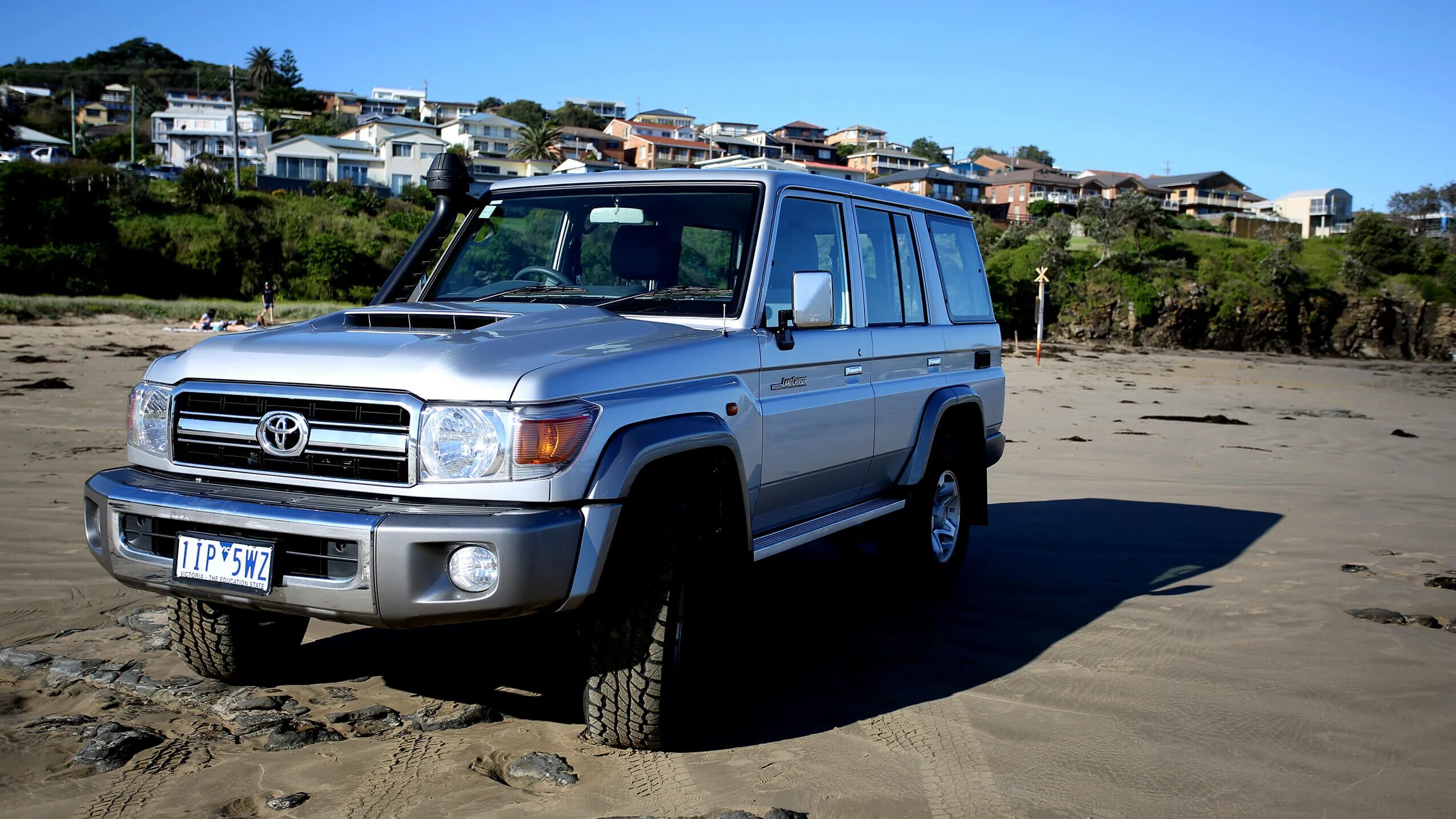 Toyota Land Cruiser Safari. Тойота ленд Крузер 70. Тойота 70 ленд Крузер Safari. Toyota Land Cruiser 80 Safari.