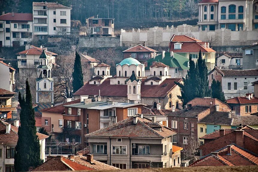 Болгария город Асеновград. Асеновград старый. Асеновград Болгария фото. Асеновград Солнечный 18. Город в болгарии 5