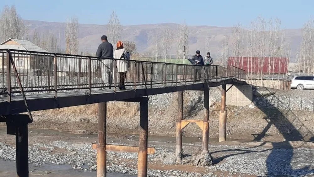 Джалал абад арка город. Арка джалал абад. Арка джалал абад. Джалал абадская область погода. Джалал абадская область погода.