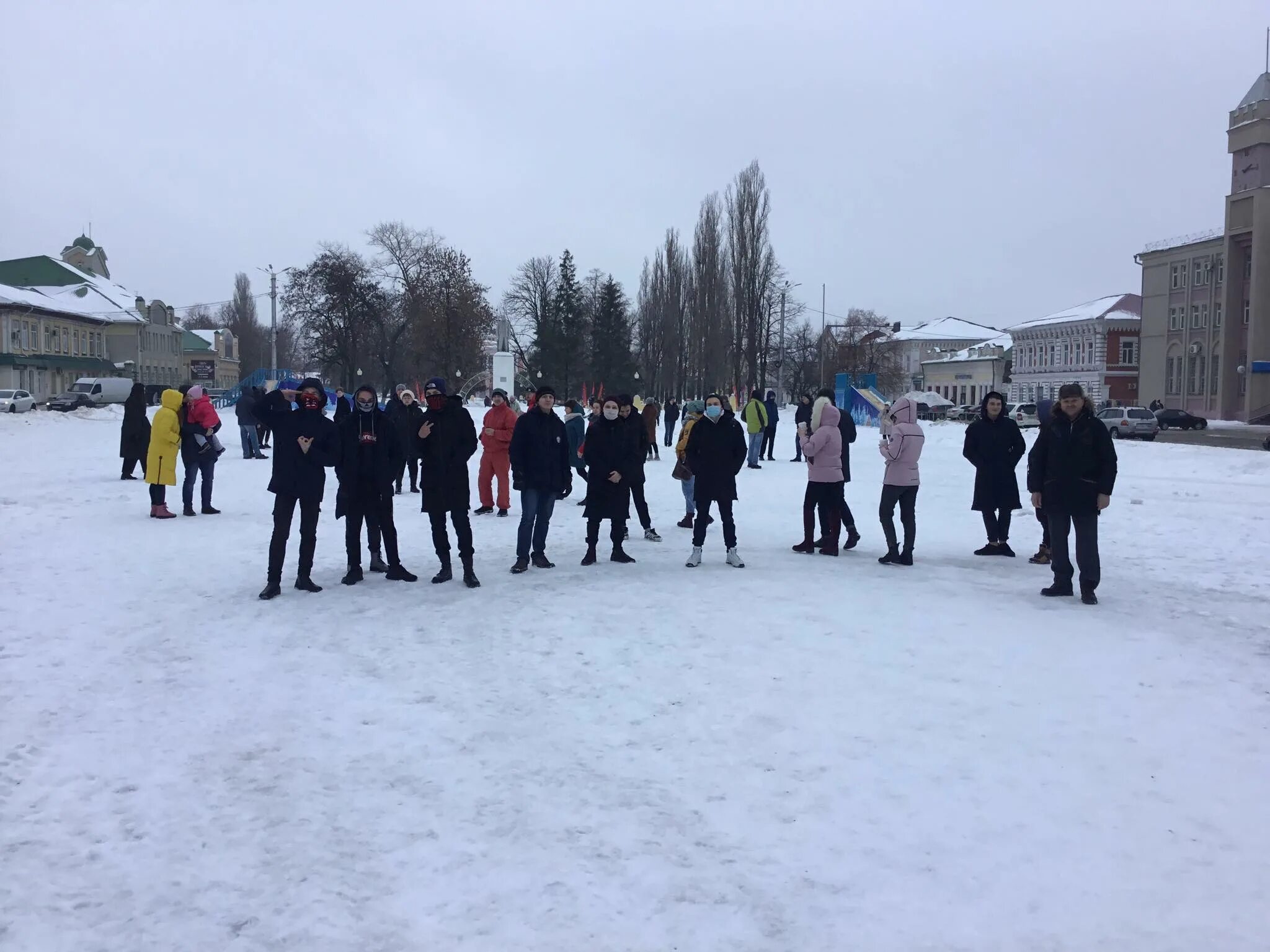 Прогноз погоды в борисоглебске на 10 дней. Скверы Борисоглебска Воронежской области. Погода в Борисоглебске. Борисоглебск праздник на площади.