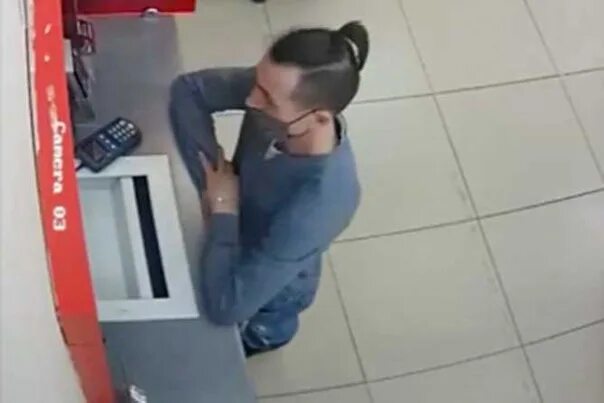 Обвиняют в краже денег. Кража в магазине тольятти. кража денег лицо скрыто. кража на кудашева тольятти. кто украл деньги техносилы.