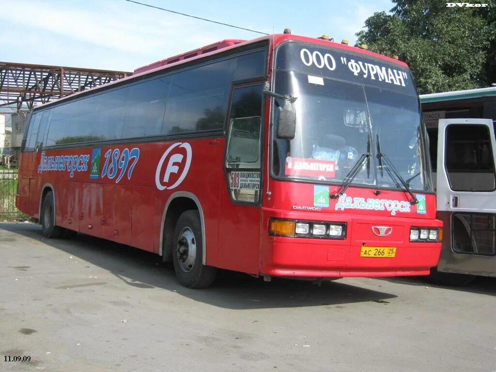 АС 615 22 Daewoo bh120f. Автовокзал Владивосток. Автобус Дальнегорск Владивосток.