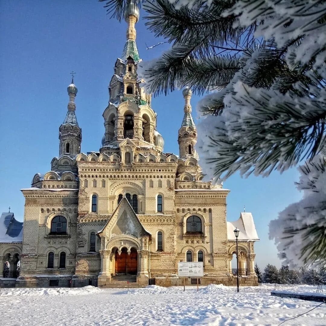 Храм в селе спас. Храм спаса нерукотворного образа. ярославская область. кукобой.. спасский собор кукобой. храм в селе кукобой ярославская область. спас нерукотворный в кукобой.