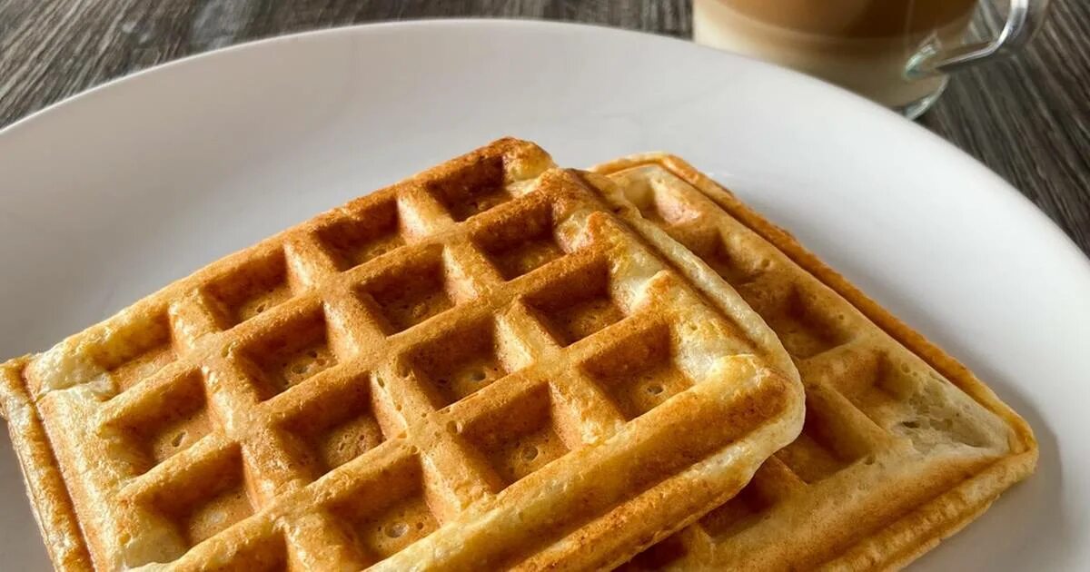 Трубочки в вафельнице. Вафли в вафельнице. Пп вафли хрустящие. Пп вафли хрустящие. Венские вафли с творогом в мультипекаре.