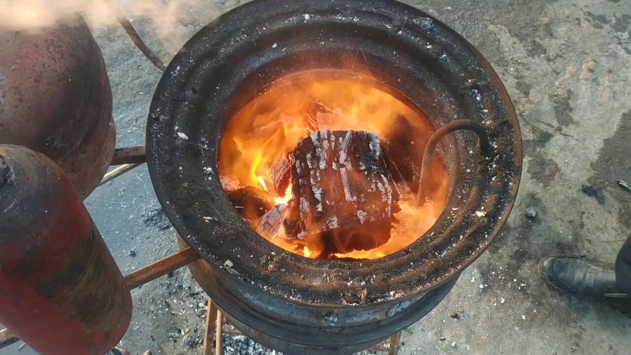 Масло вода горит. Печь на перегретом паре. Горение мазута в печи. Горение воды в печи. Горение водяного пара в печи.