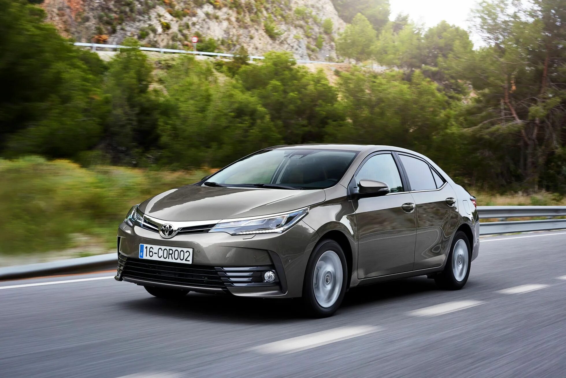 Отделка type тойота королла коричневый. Тойота королла 2018 г. Toyota corolla 2018 xse. Тойота королла 2018 г. Toyota corolla 2018 седан.