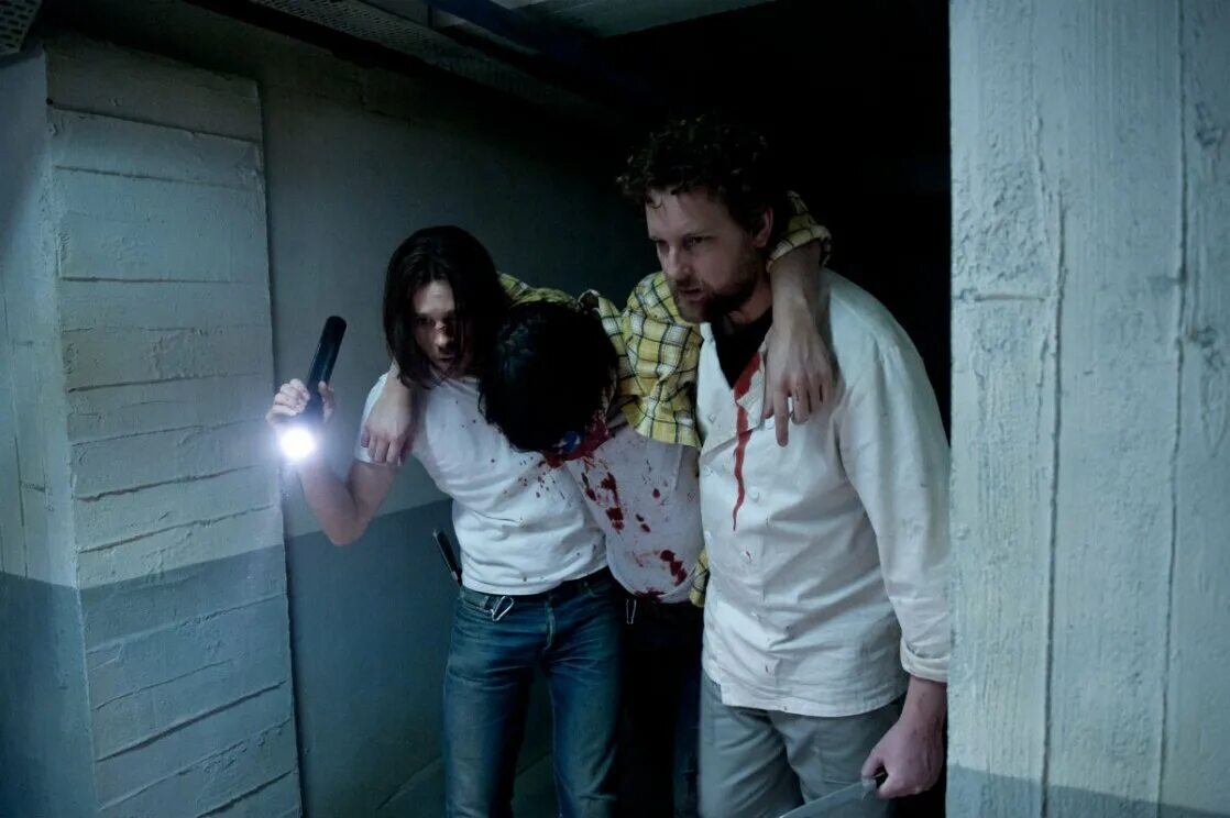 сара фостер псих. ужастики про психов. госпиталь ужасов фильм 1973. седьмой пациент фильм 2007. дэйн дехаан лекарство от здоровья.