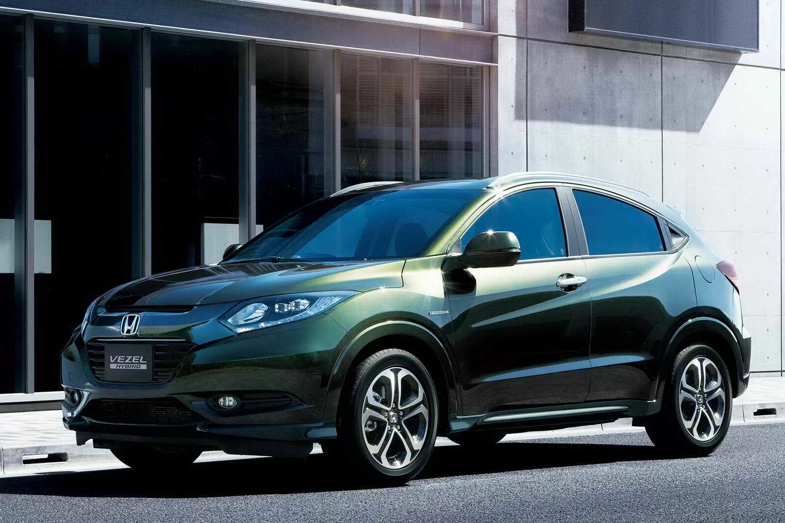 Хонда везел какое масло. Кроссовер Honda Vezel. Хонда Vezel гибрид. Honda Vezel 2014 гибрид. Honda Vezel Hybrid 2017.