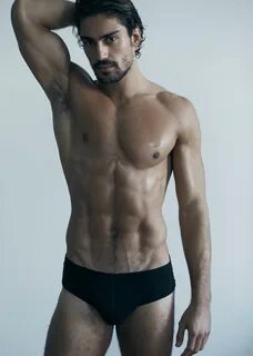 Slideshow ignacio serricchio naked.