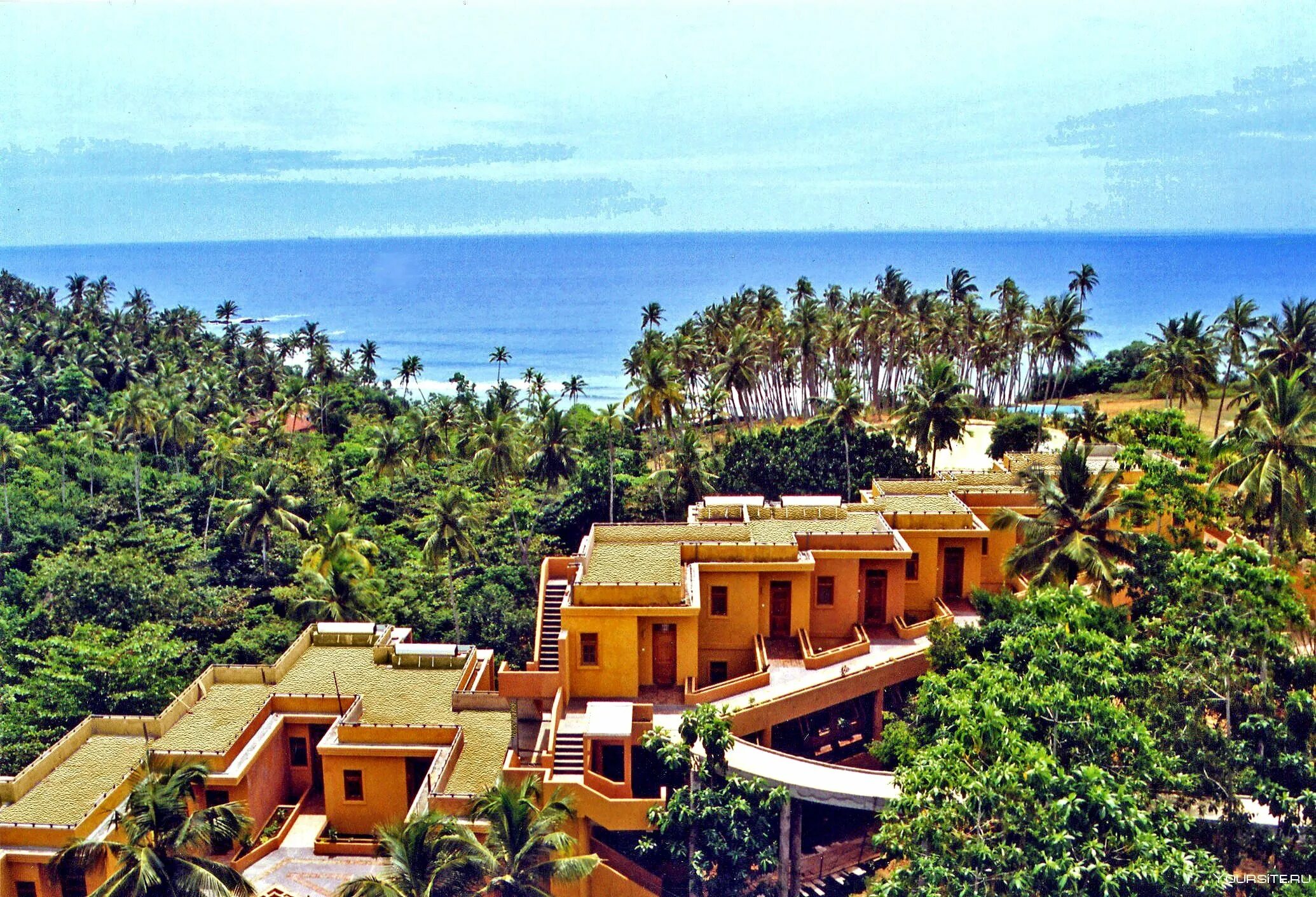 Шри ланка букинг. Weligama Шри Ланка. Шри Ланка отель Beach Resort. Пляж Велигама Шри Ланка. Пляж Хиккадува Шри Ланка.