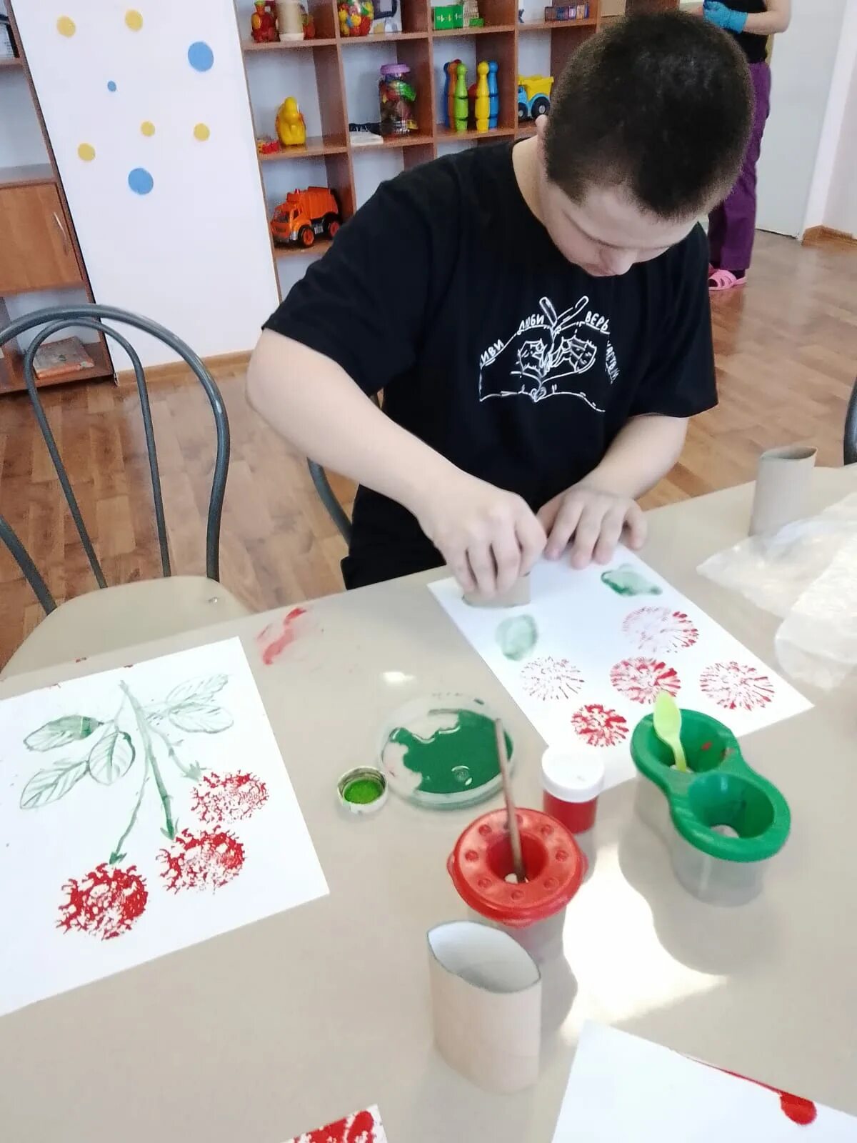 Техники рисования для детей 4 5 нетрадиционные. Техники рисования для детей. Интересные техники рисования для детей. Необычные техники рисования для детей. Рисование 5 лет.