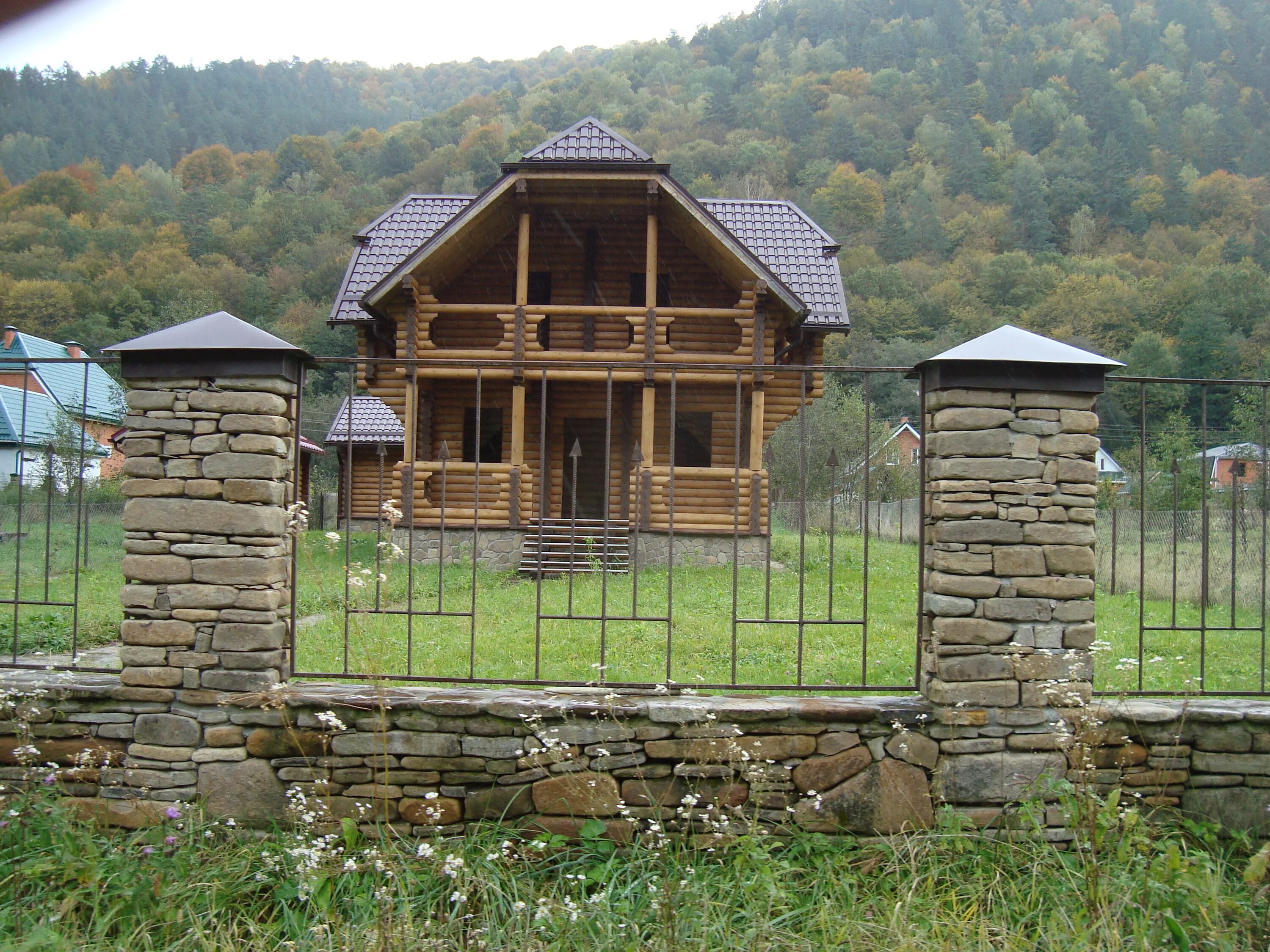 музей крымшамхалова в теберде. поселок пхия застава. азиатский поселок кчр. гора дамхурц. гостиницы в поселке азиатском.
