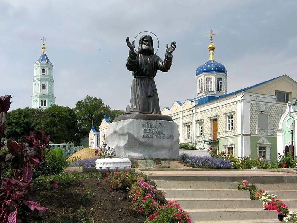 Курская Коренная пустынь монастырь. Коренская пустынь Курск. Монастырь в Курске в коренной пустыни. Город Курск Коренная пустынь.