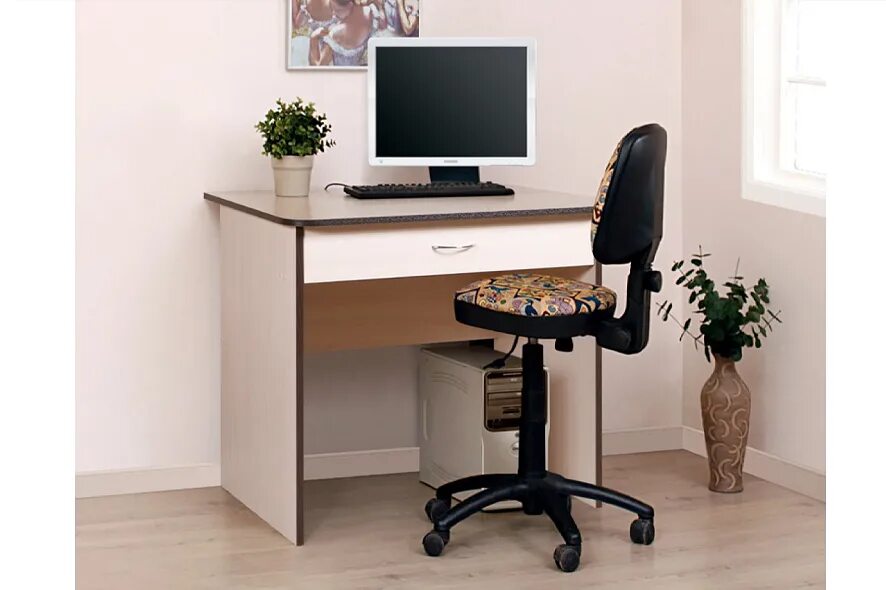 Столы для компьютерного класса. Компьютерный стол белорусский. Письменно-компьютерный стол. Компьютерный стол в кабинет.