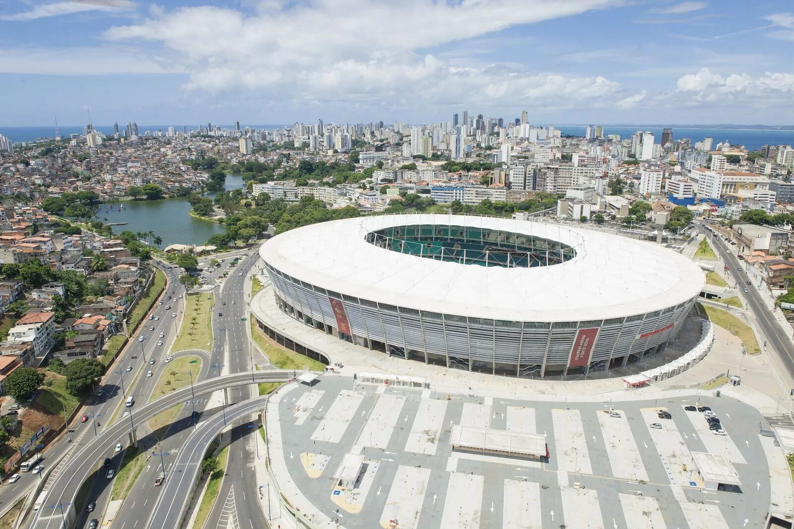Arena. Итаипава Арена Фонте-Нова. Стадионы Сальвадор Бразилия. Фонте Нова стадион. Стадионы Бразилия футбол Салвадор.