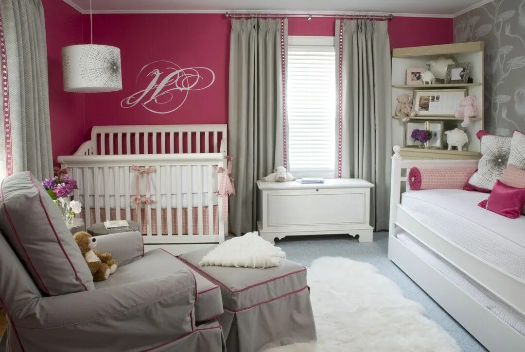 Baby bedroom. Спальня для новорожденной девочки. Интерьер детской комнаты девочке. Детская в розовых тонах. Розово серая комната для девочки.