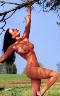 Slideshow gabriela sabatini nude.