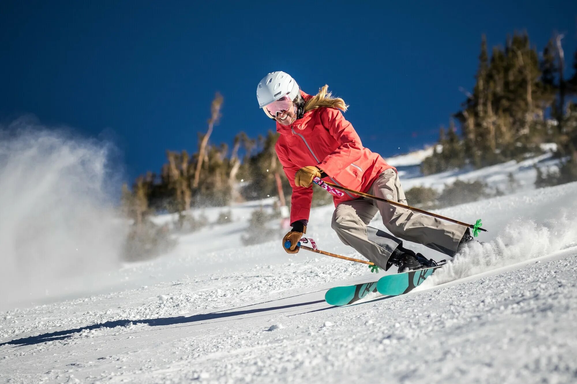 Ski Alpin. Ski slope. Downhill Skiing. Ski Alpin aesthetic. Down skiing