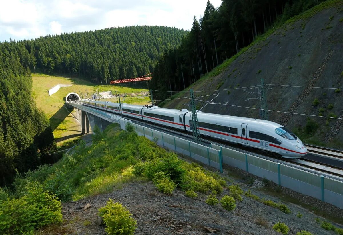 Rocked by the rails: Canada’s amazing train trips - Lonely Planet Train travel, 
