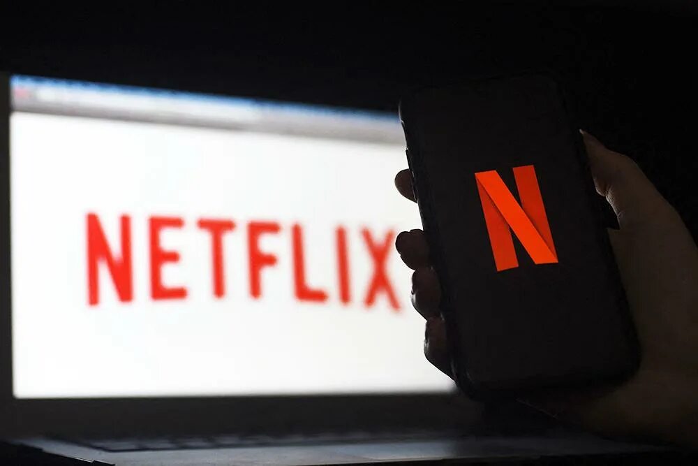 Векторные изображения нетфликс. Netflix новые. Нетфликс новый год. Netflix новые. Договоры нетфликс и кинокомпаний.