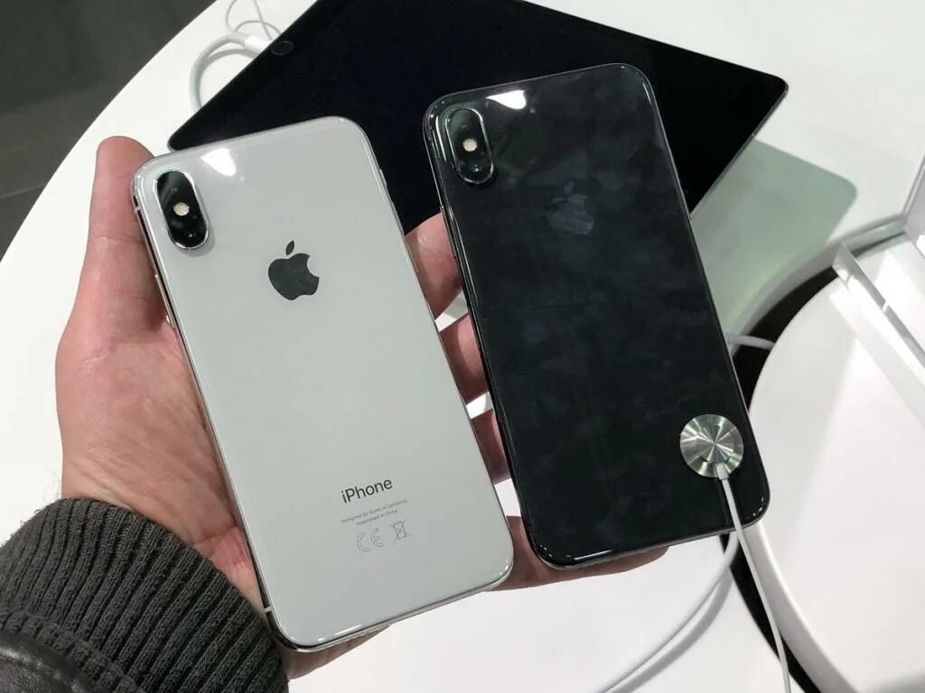 Айфон 11 x. Iphone x черный. Iphone 13 Pro белый и черный. Iphone 11 черный и белый. Iphone 11 White.