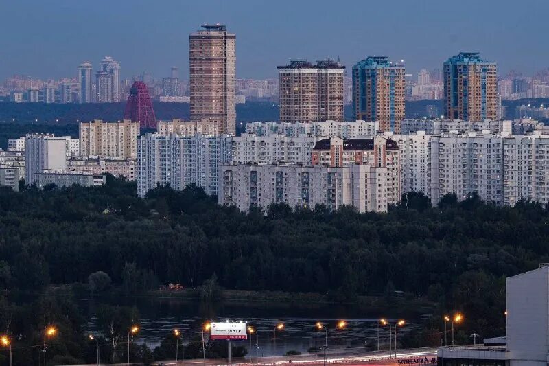 Набережная реки охты благоустройство. Строгино. Строгино природа. Парк охта-оккервиль санкт-петербург. Череповец заречье зима.