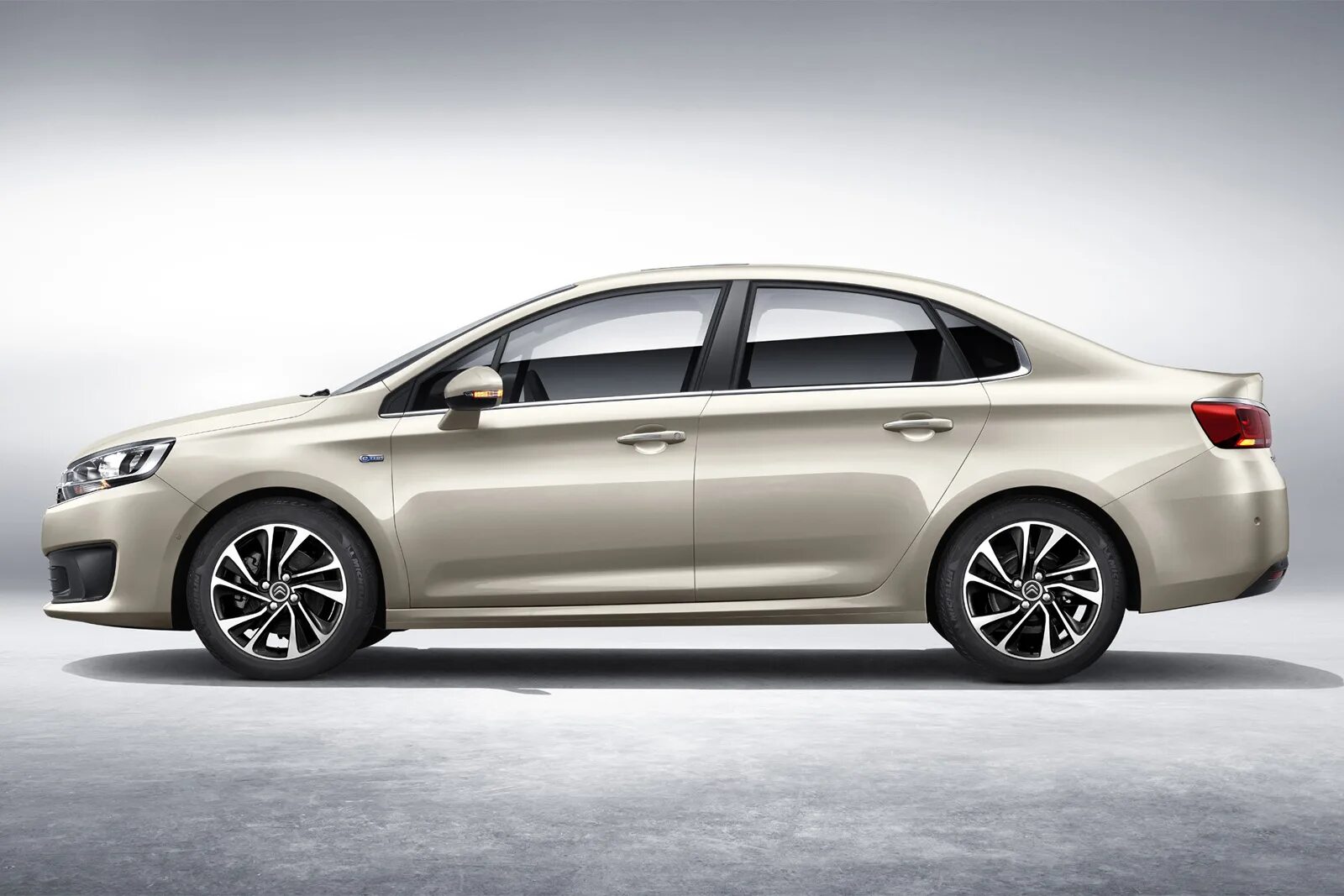 Citroen c4 2015 седан. Opel vectra c седан. Opel vectra 1. Opel vectra седан 2008. C седан.