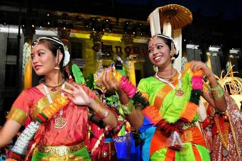 Kesenian world bahasa