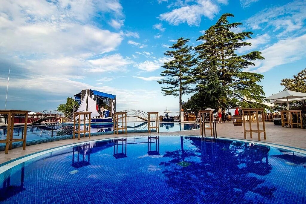 Алушта спа отели все включено с бассейном. Ривьера санрайз резорт и спа алушта. , 25, алушта. Riviera sunrise resort and spa отель 4*. Алушта спа комплекс санрайз.