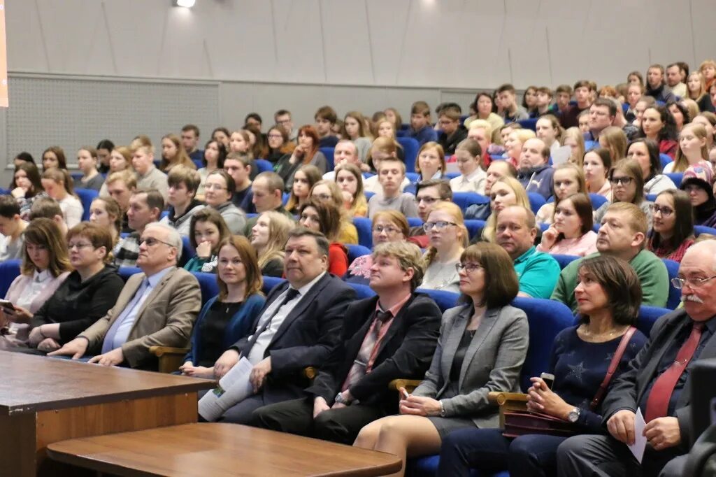 Петрозаводский государственный университет сайт. ПЕТРГУ Петрозаводский государственный университет. Петрозаводский государственный университет преподаватели ПЕТРГУ. Мамонтова ПЕТРГУ. Теоретический корпус ПЕТРГУ.