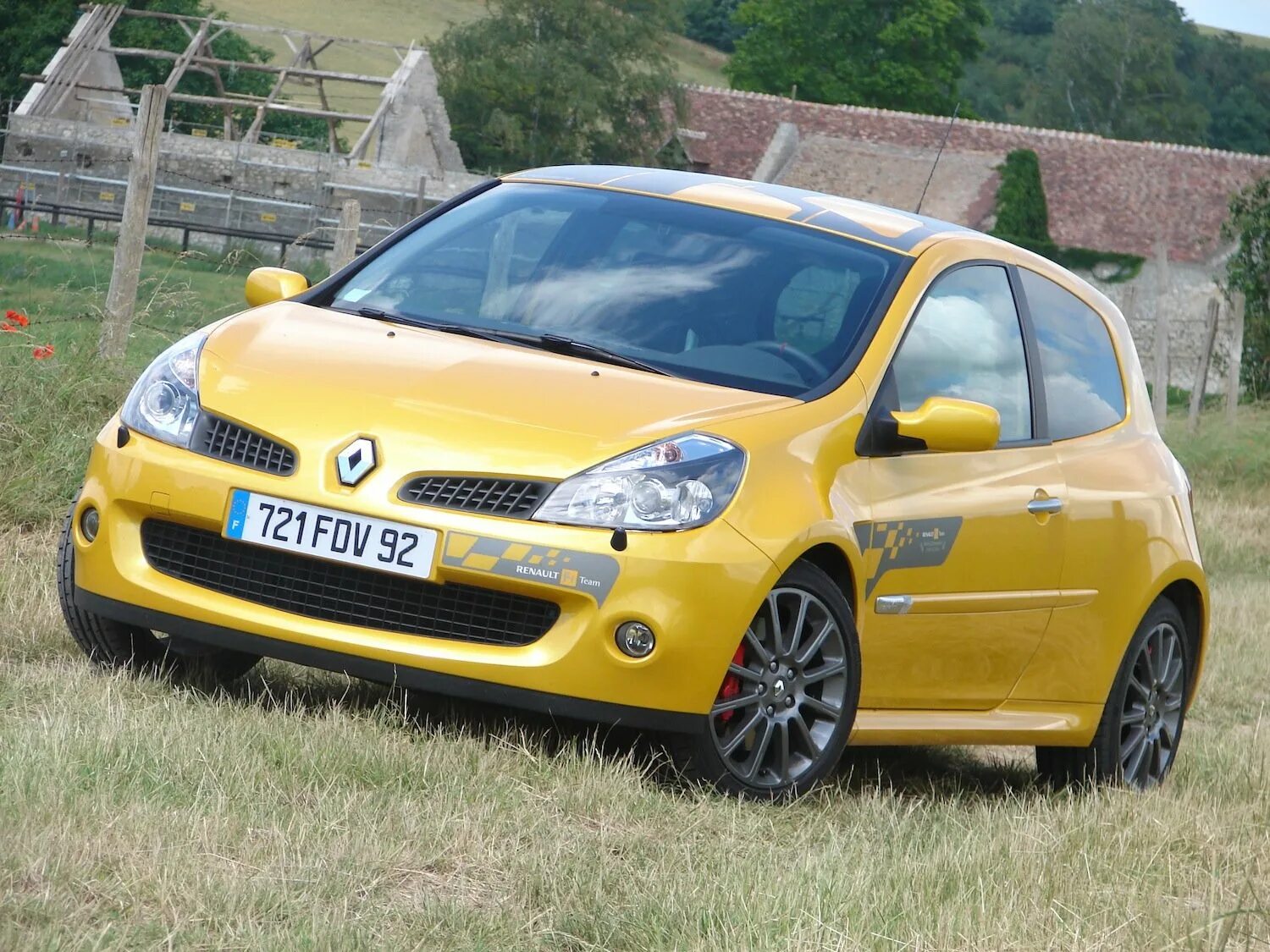 Reno clio rs. Рено клио 3. reno clio rs 3. renault clio 2008. renault clio rs 1.