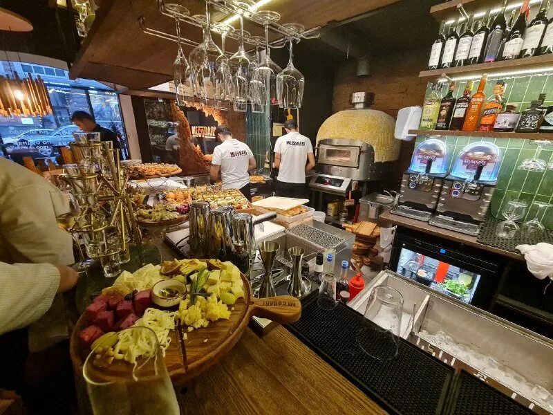 Megobari ул сретенка 27