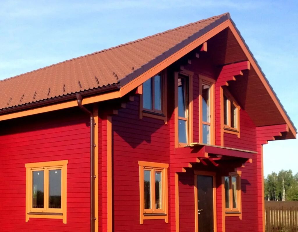 Цвета домов. Фасад деревянного дома. Деревянный дом снаружи. Деревянный дом с красной крышей.