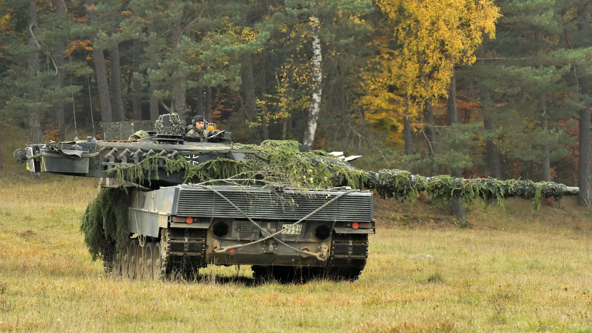 Современные немецкие танки. Леопард 2а7. MBT Leopard 2a6. Танк Leopard 2a6. Танк леопард 2.