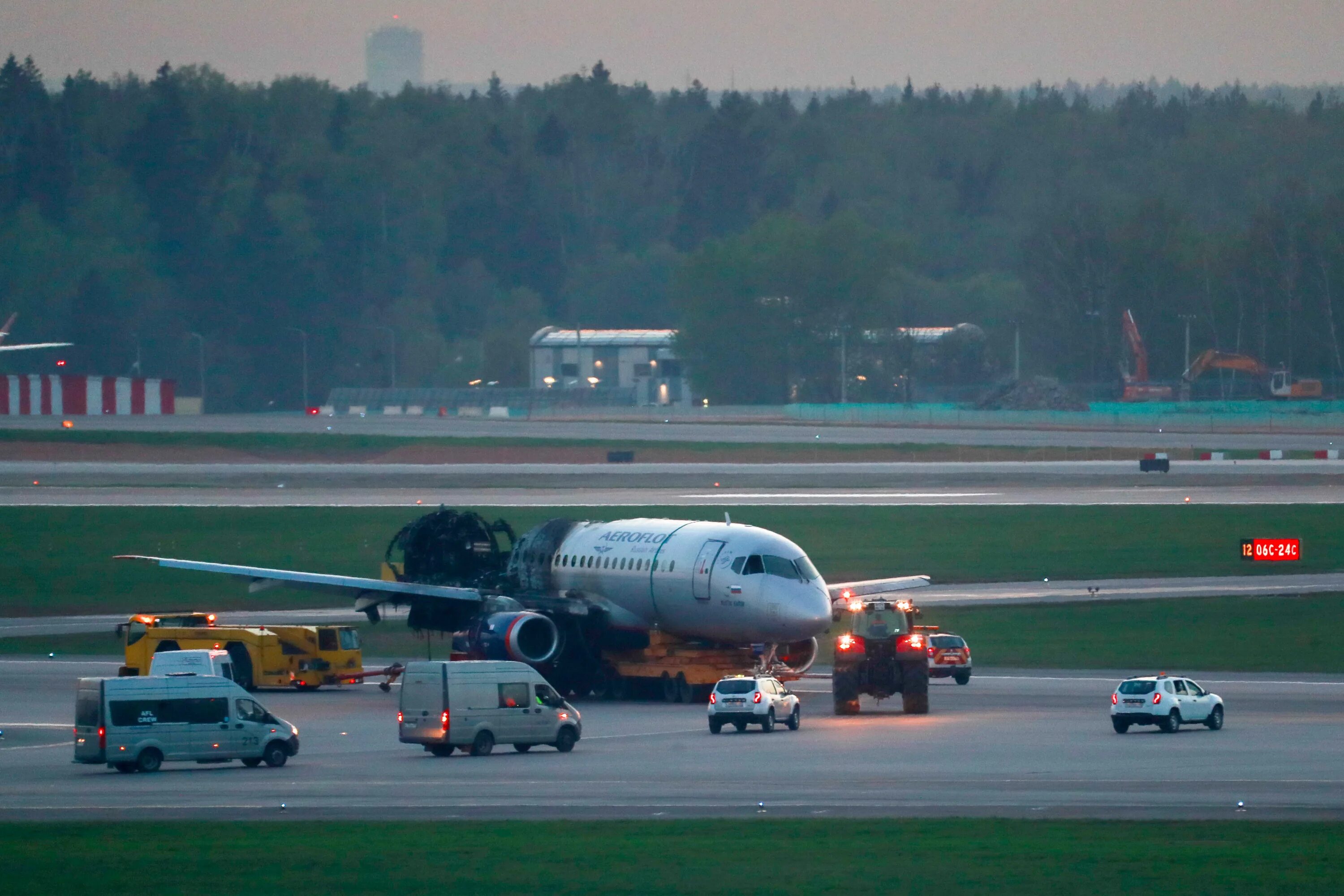 Авиакатастрофа май 2019. Катастрофа Суперджет 100 в Шереметьево. SSJ 100 Шереметьево. Катастрофа SSJ 100 В Шереметьеве. Авиакатастрофа SSJ-100 В Шереметьево.