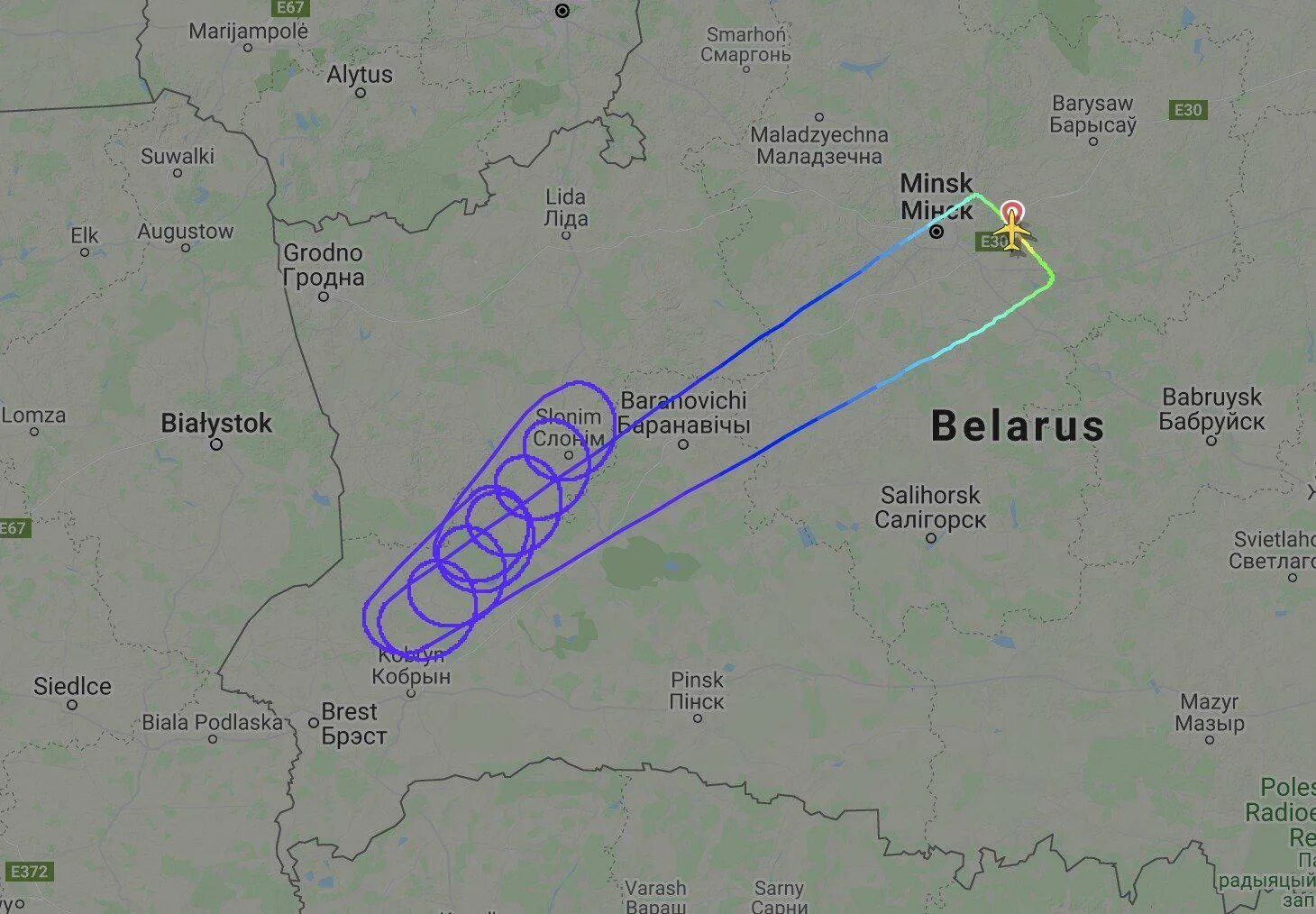 Траектория полета самолета из Минска в Тбилиси. Карта полетов Белавиа. Самолет Беларусь. Карты перелетов самолетов из Белоруссии. Полететь в белоруссию