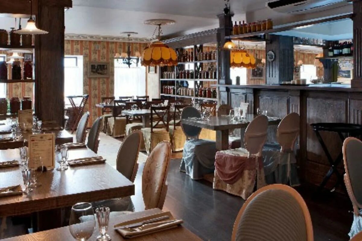 Дом отдыха снегири ресторан. Снегири кафе томск ленина 1в. Бар снегири. Снегири кафе. Кафе ноктюрн пенза.