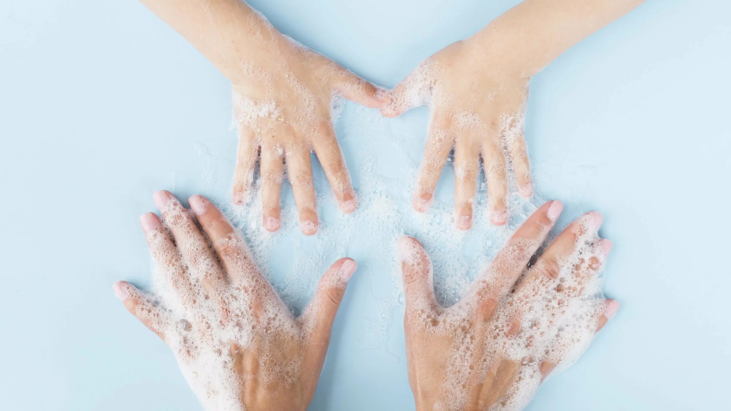 Руки мыть руки ы. Мытье рук. Мыльные руки. Гигиена рук с мылом. Мыло для рук.
